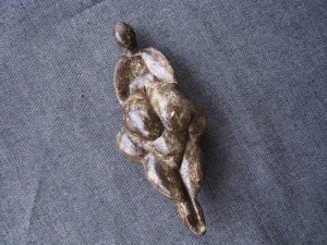 Venus von Lespugne