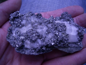 Skutterudit-Kristalle aus dem Odenwald